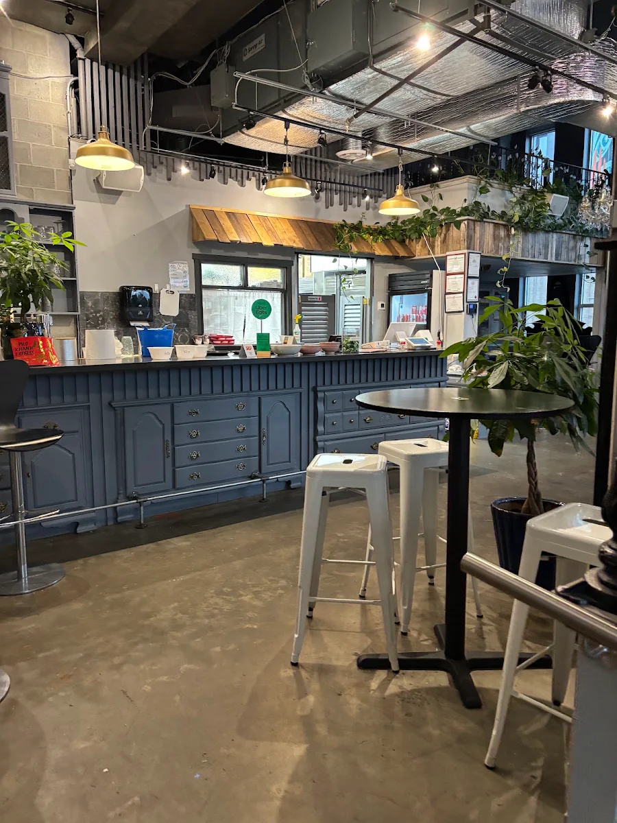 Vibe, Pho Khanh Express (Hastings)