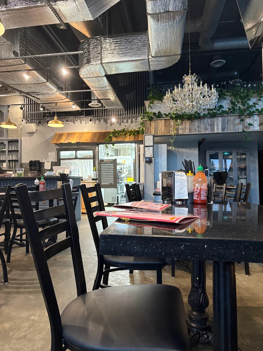 Vibe, Pho Khanh Express (Hastings)