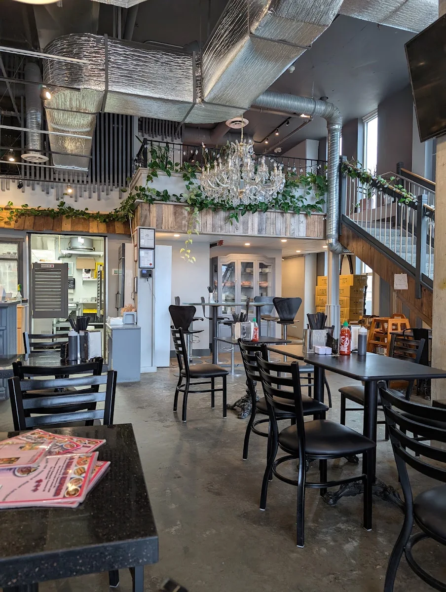 Vibe, Pho Khanh Express (Hastings)