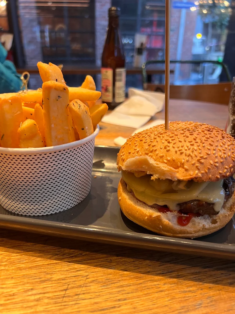 Food & drink, Grill'd Burgers - Flinders Lane