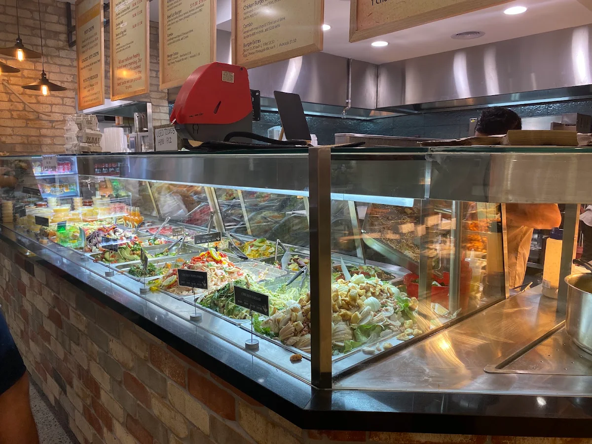 Vibe, Phat chicken kincumber