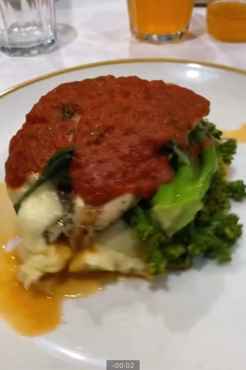 Food & drink, La Vita Ristorante Cafe