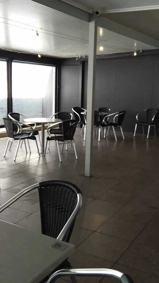 Vibe, La Vita Ristorante Cafe