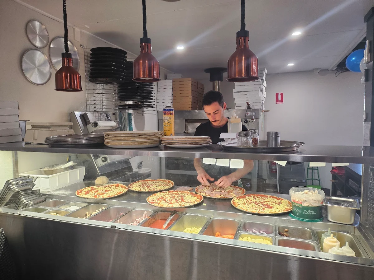 Vibe, La Vita Ristorante Cafe