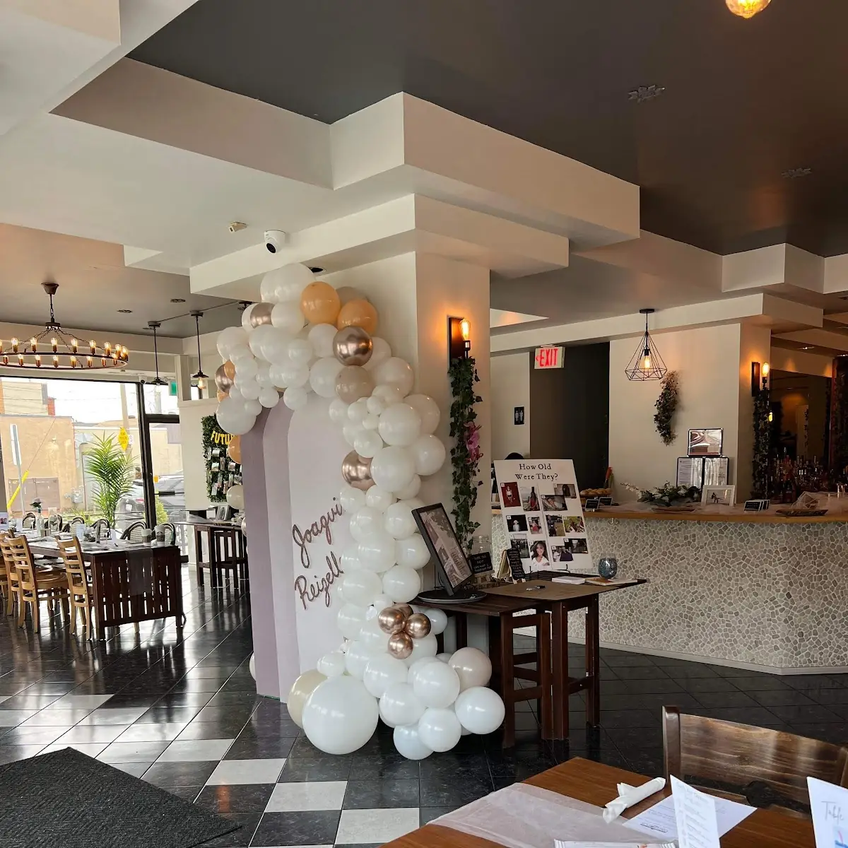 Vibe, Erie St GastroPub