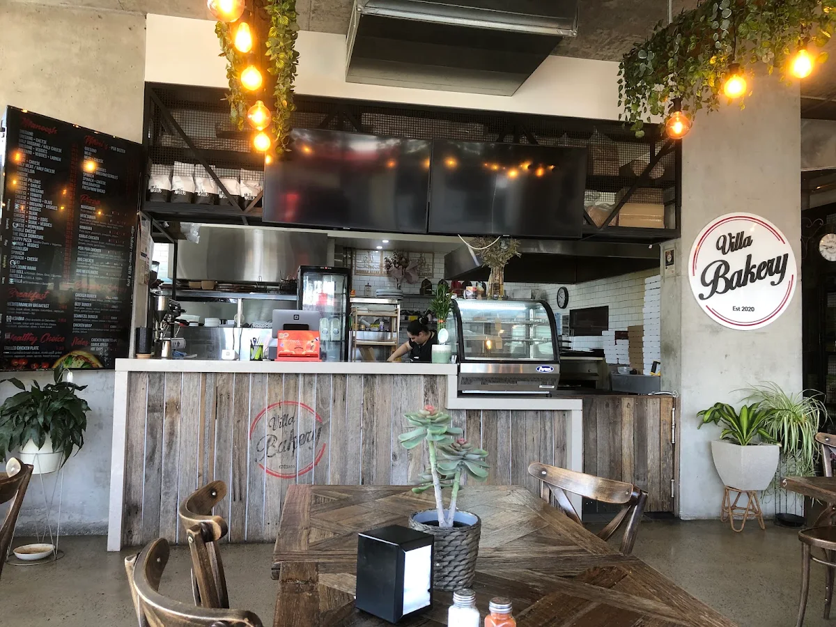 Vibe, Villa bakery