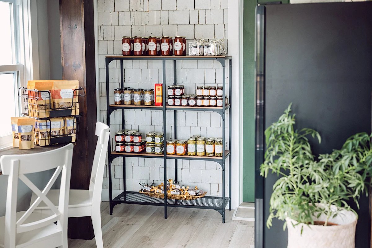Vibe, Lupin Dining & Pantry