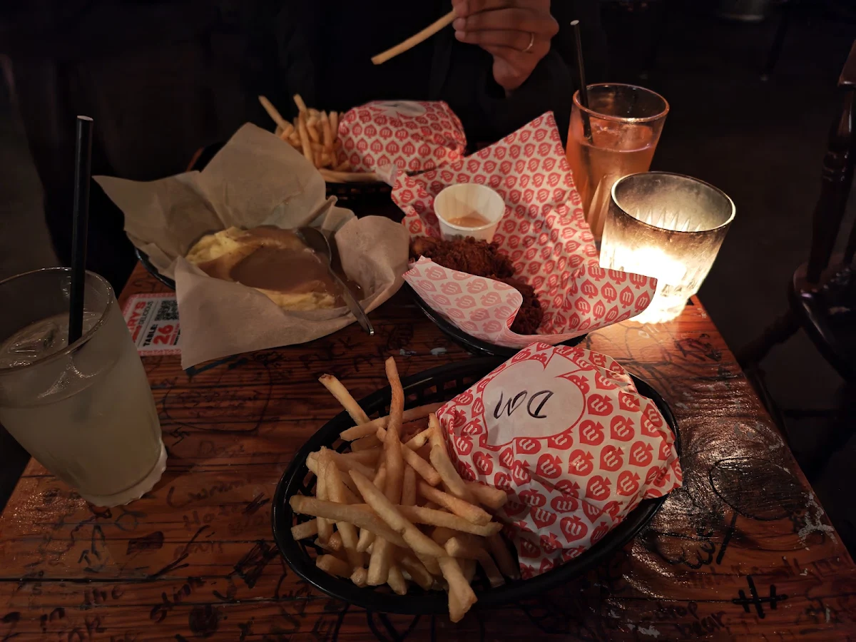 Food & drink, Mary's Castle Hill