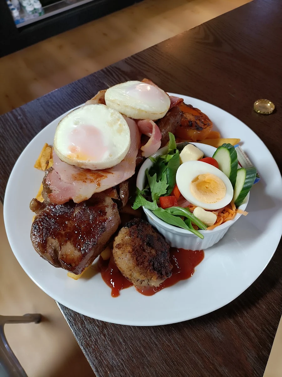 Food & drink, Spud's Roadhouse