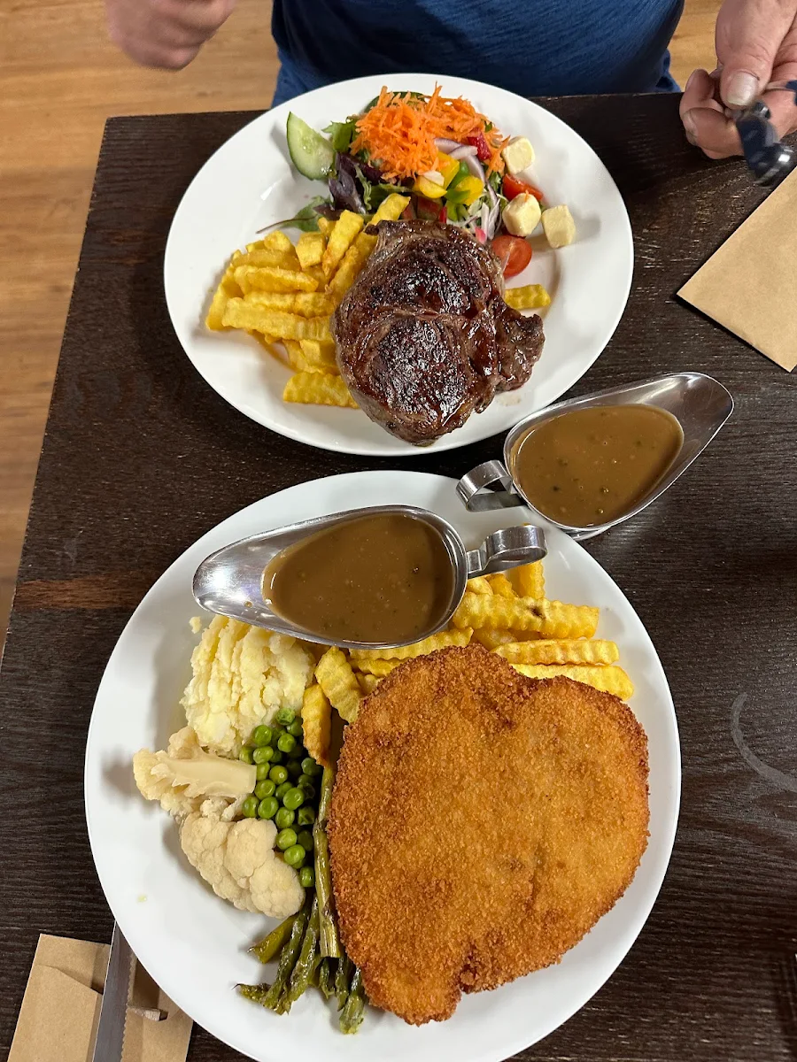 Food & drink, Spud's Roadhouse