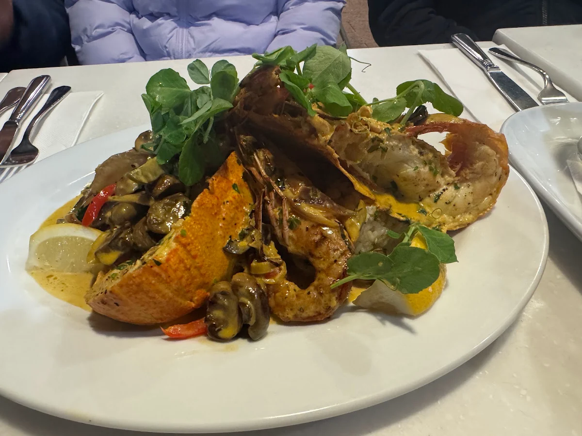 Food & drink, Xenos Restaurant Bar Cafe