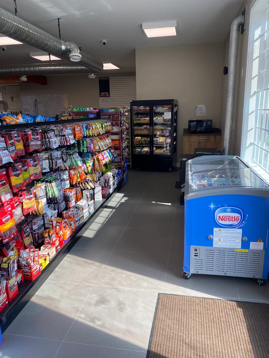 Vibe, Manny's Corner - Pizza & Convenience Store