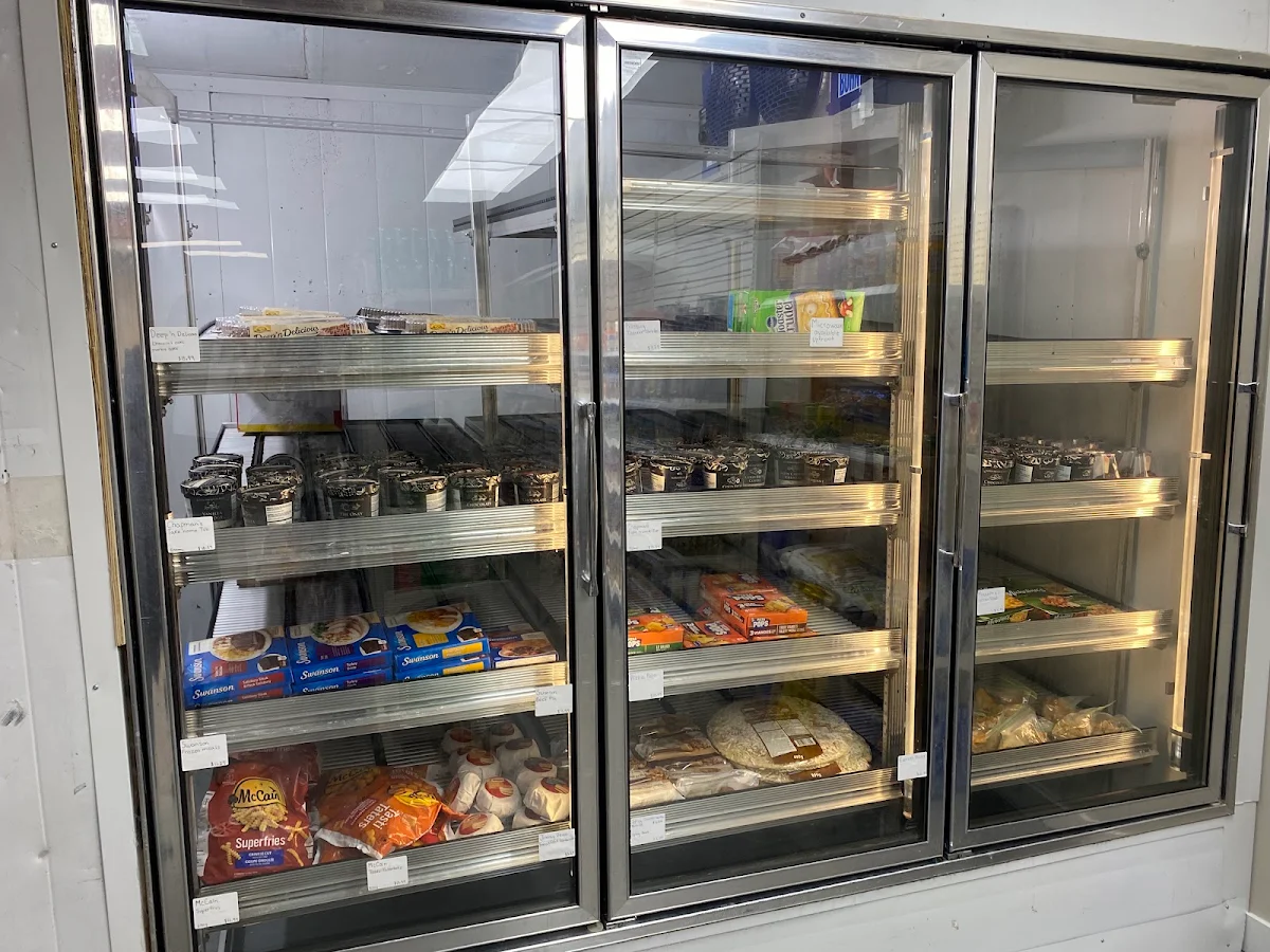 Vibe, Manny's Corner - Pizza & Convenience Store