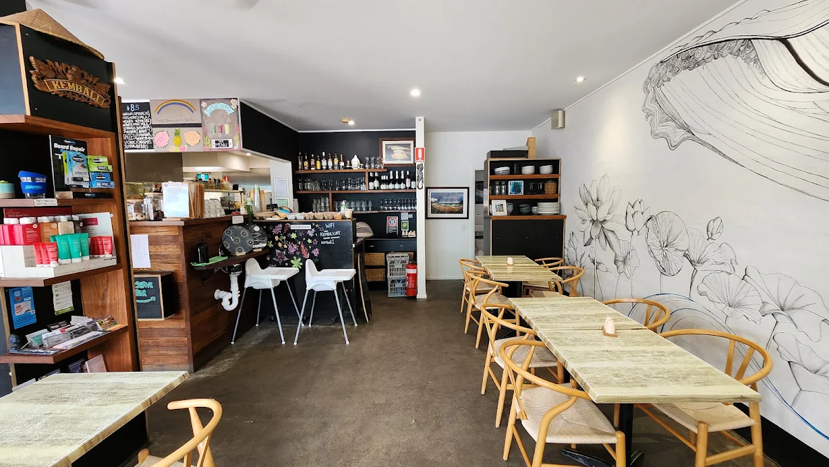 Vibe, Kembali Cafe