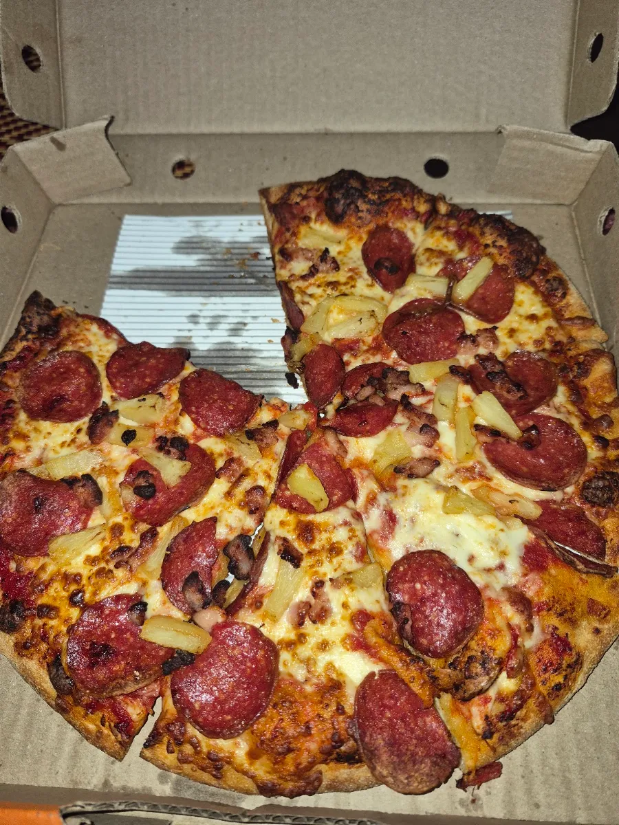 Food & drink, Pizza Pizza