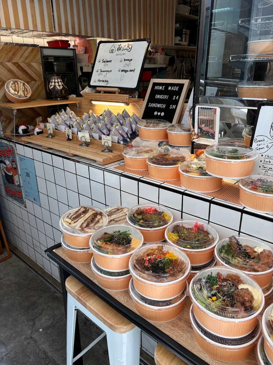 Food & drink, Roman Tei Taruhachi