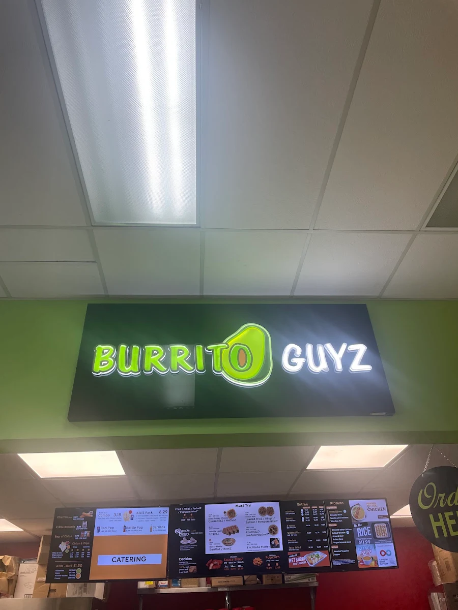 Menu, Burrito Guyz Kapuskasing