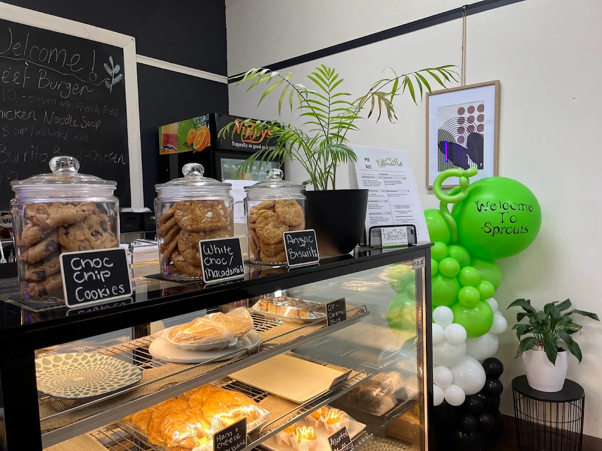Vibe, Sprouts Cafe