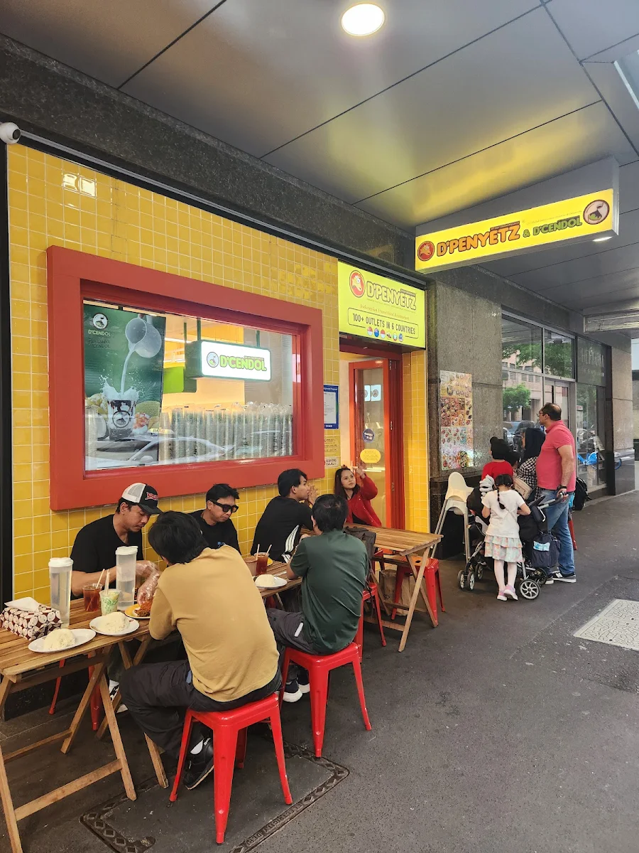 Vibe, D'penyetz & D'cendol Sussex (Halal)