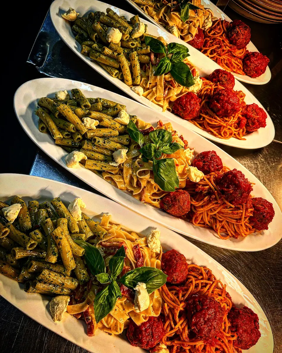 Food & drink, Copperwood Restaurant