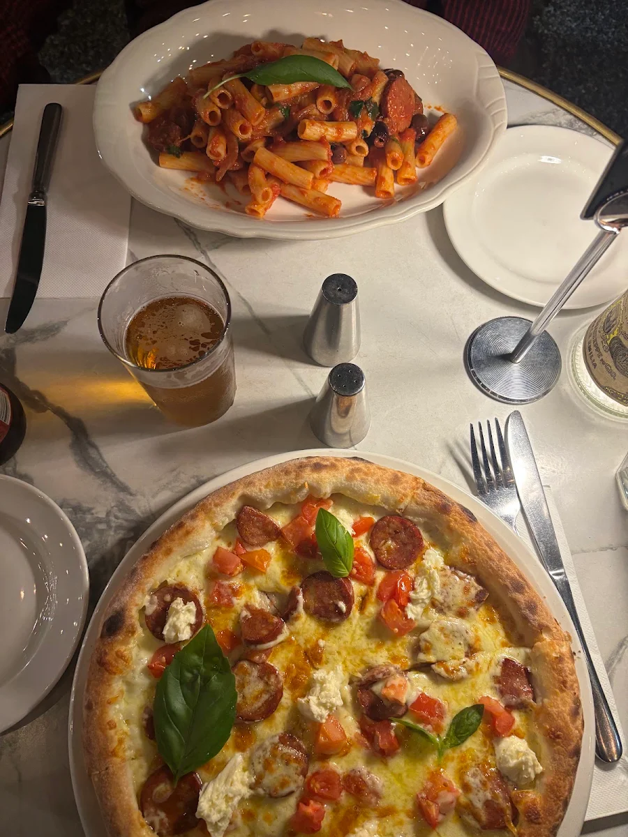 Food & drink, Copperwood Restaurant