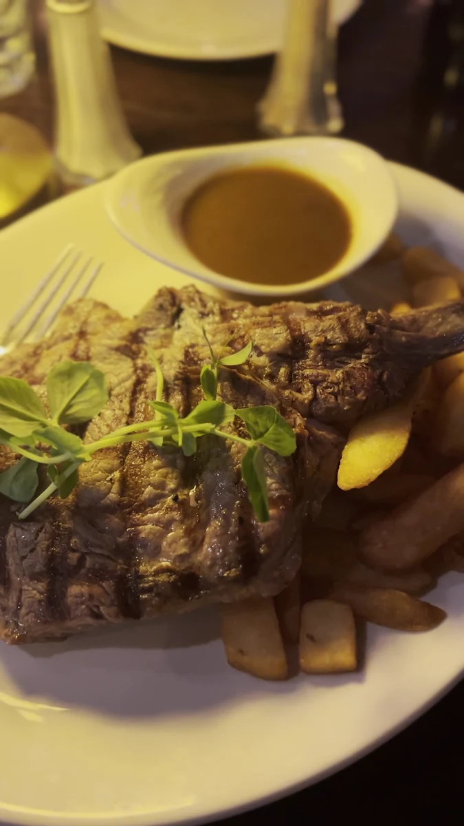 Food & drink, Copperwood Restaurant