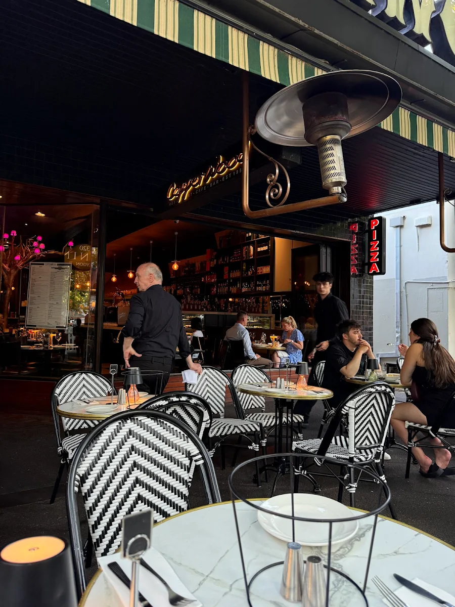 Vibe, Copperwood Restaurant