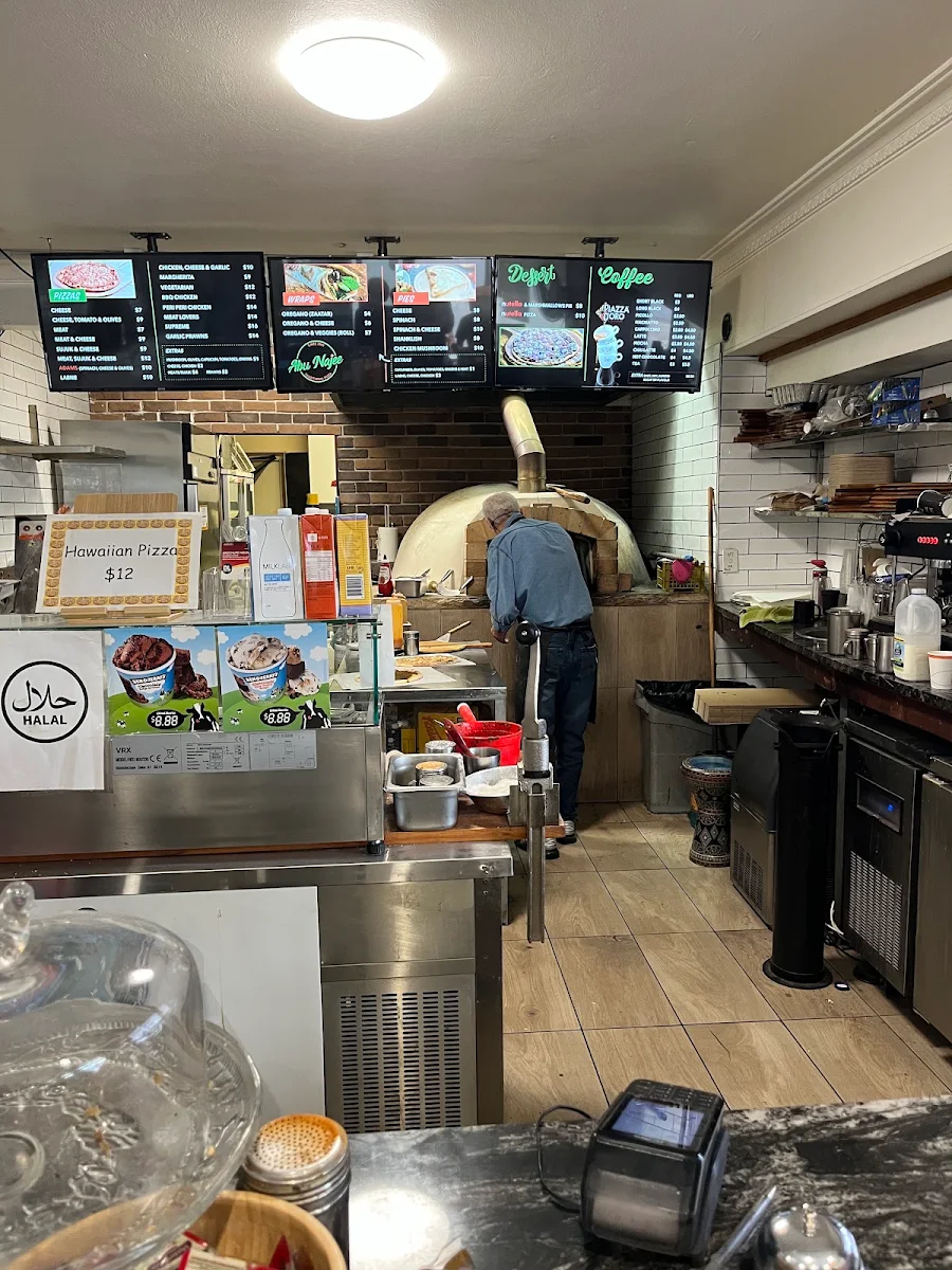 Vibe, Abu Najee Lebanese Pizza