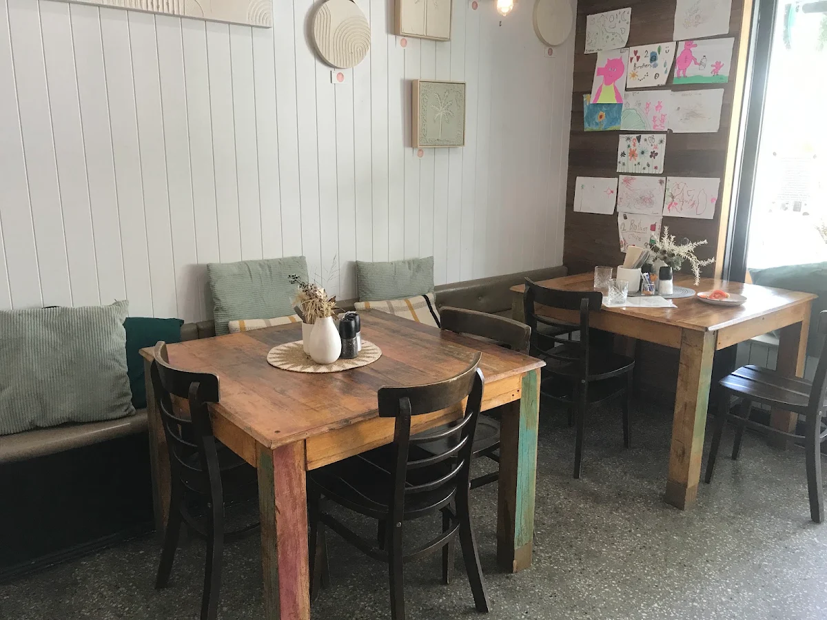 Vibe, Smokelands Bbq Cafe Bar