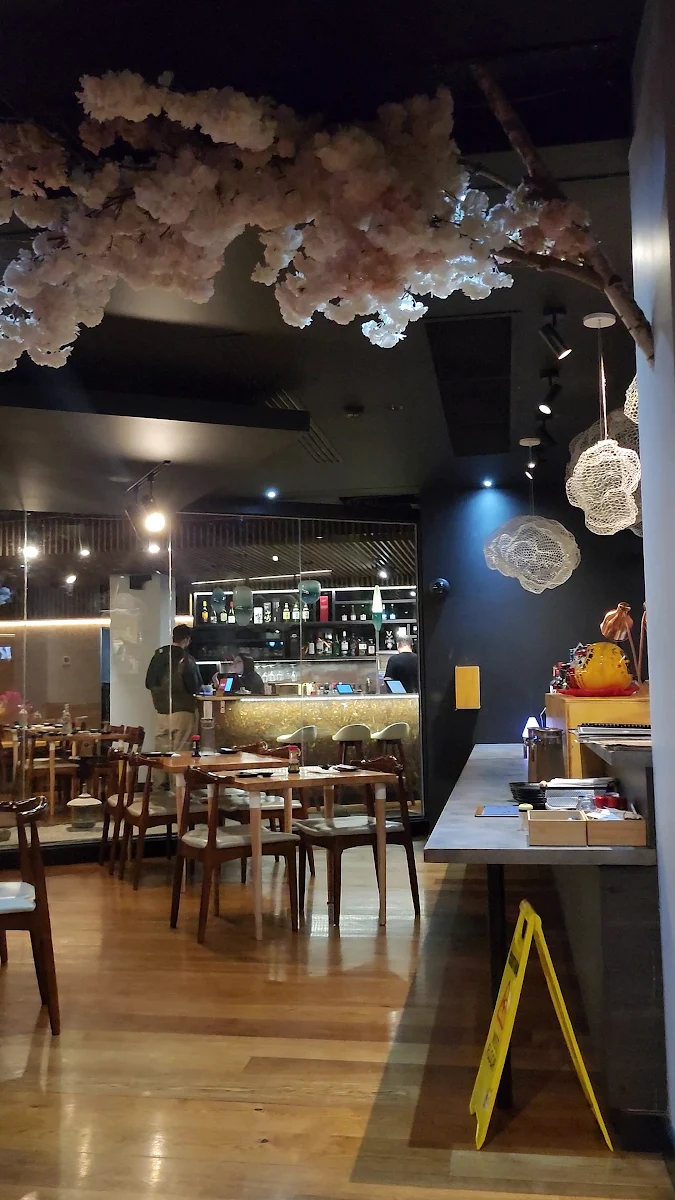 Vibe, Kiraku Japanese All You Can Eat