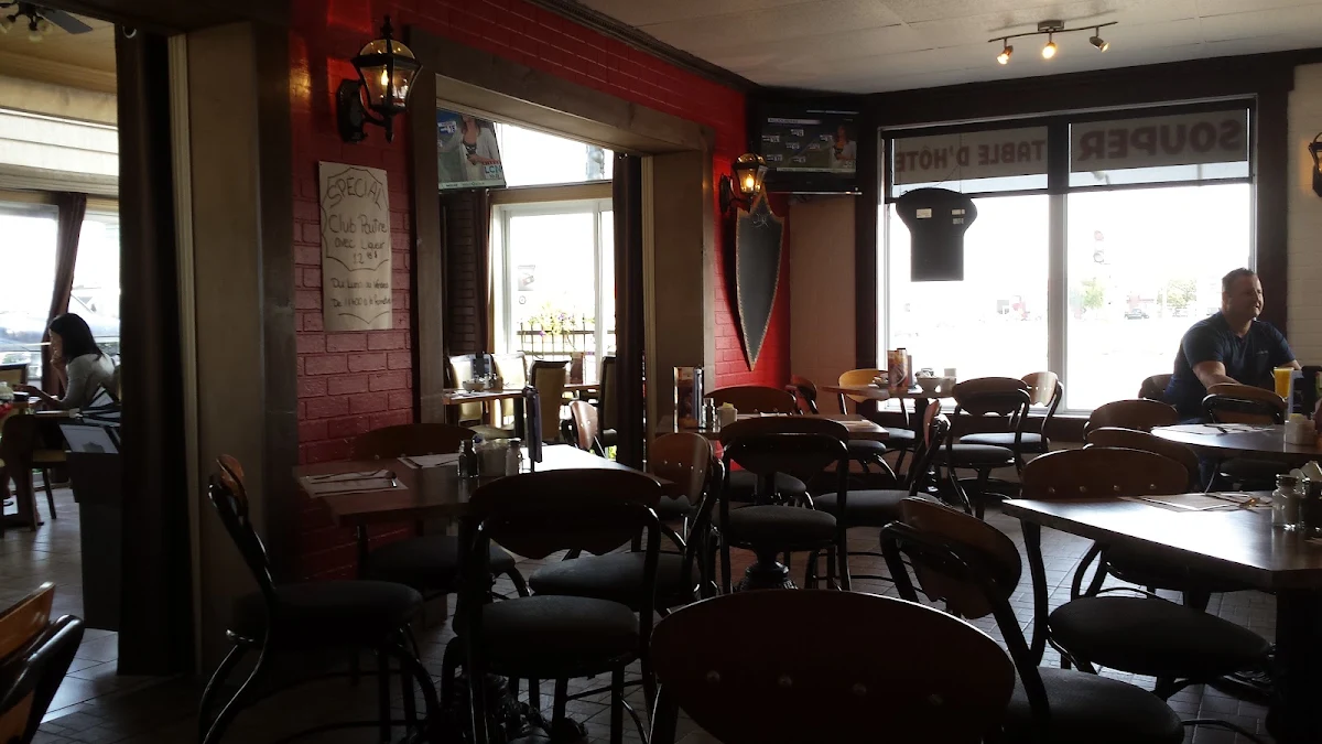 Vibe, St-Christoph Restaurant