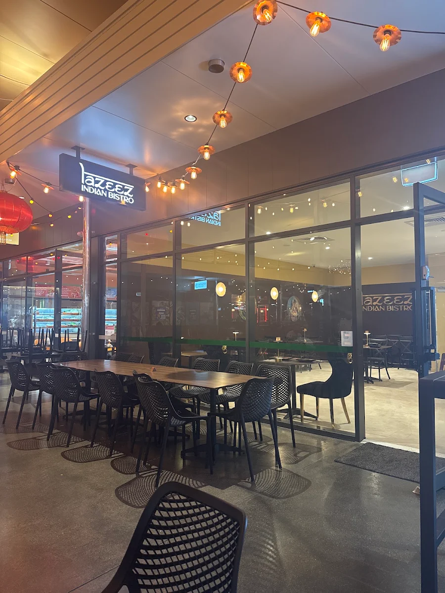 Vibe, Lazeez Indian Bistro