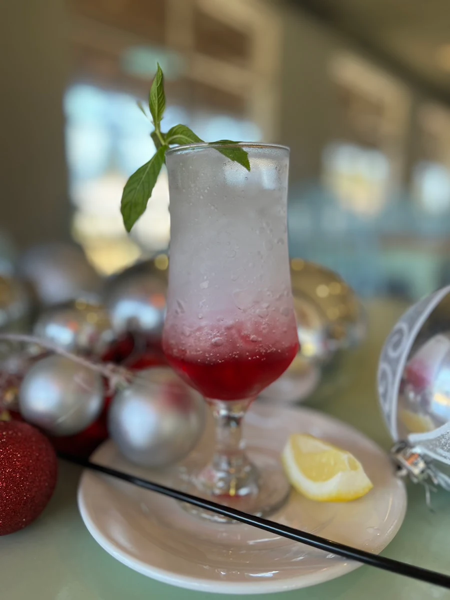 Food & drink, Seaside cafe & restaurant