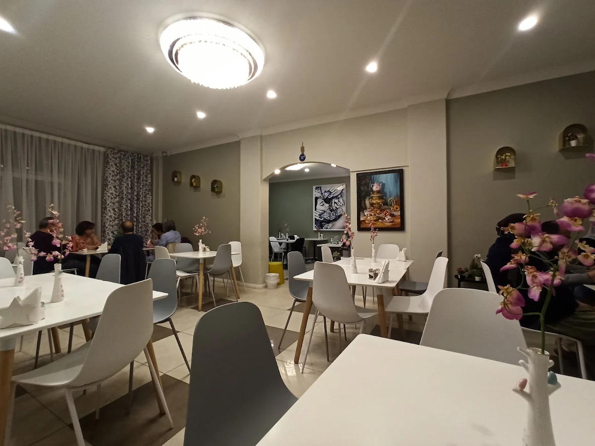 Vibe, Banoo Restaurant