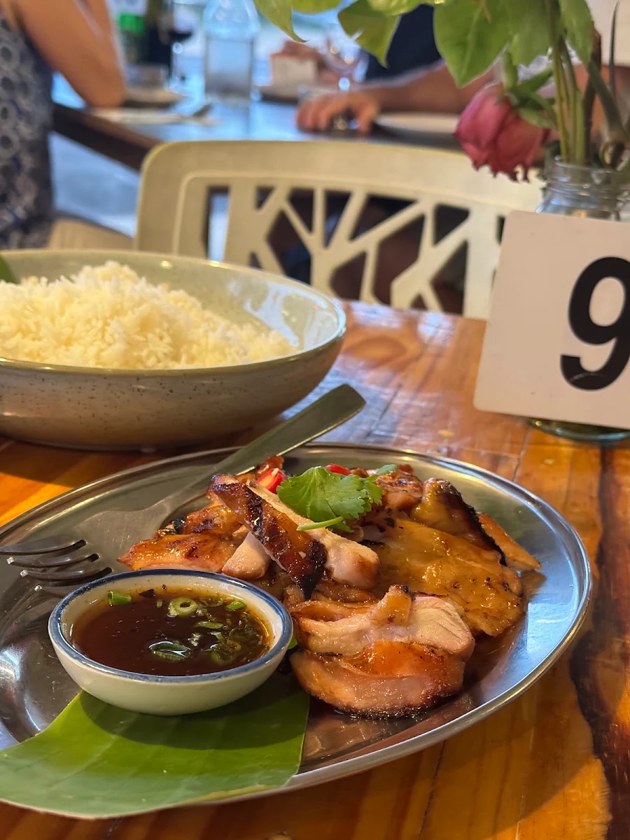 Food & drink, Samgasat Thai Cuisine