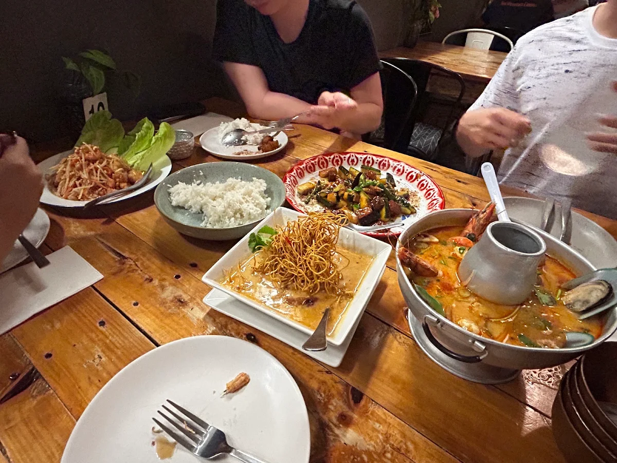 Food & drink, Samgasat Thai Cuisine