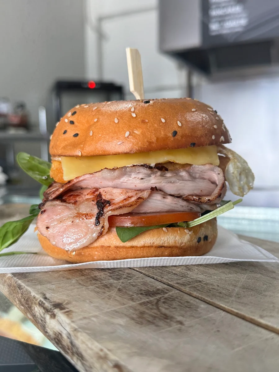 Food & drink, Sandwich King Cafe