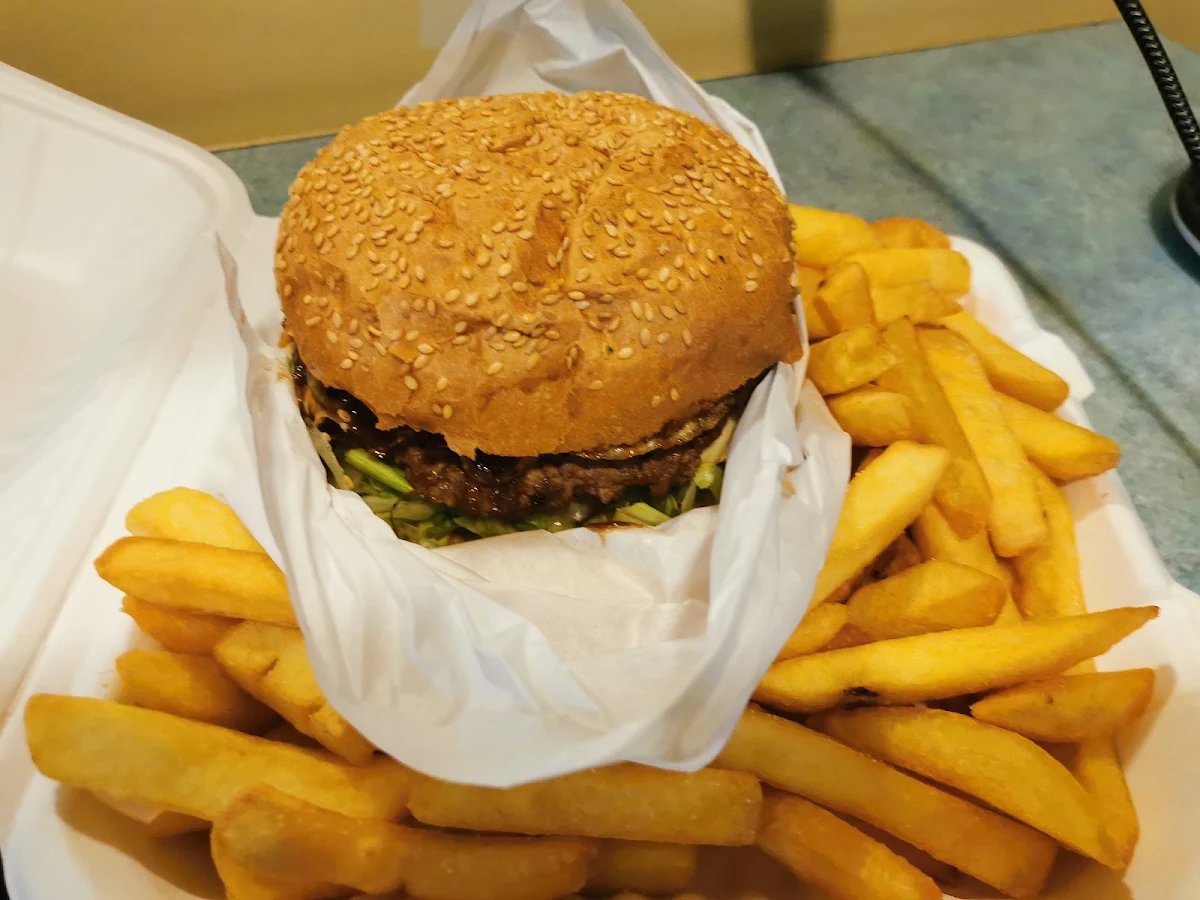Food & drink, Bushland Beach Convenience and Takeaway