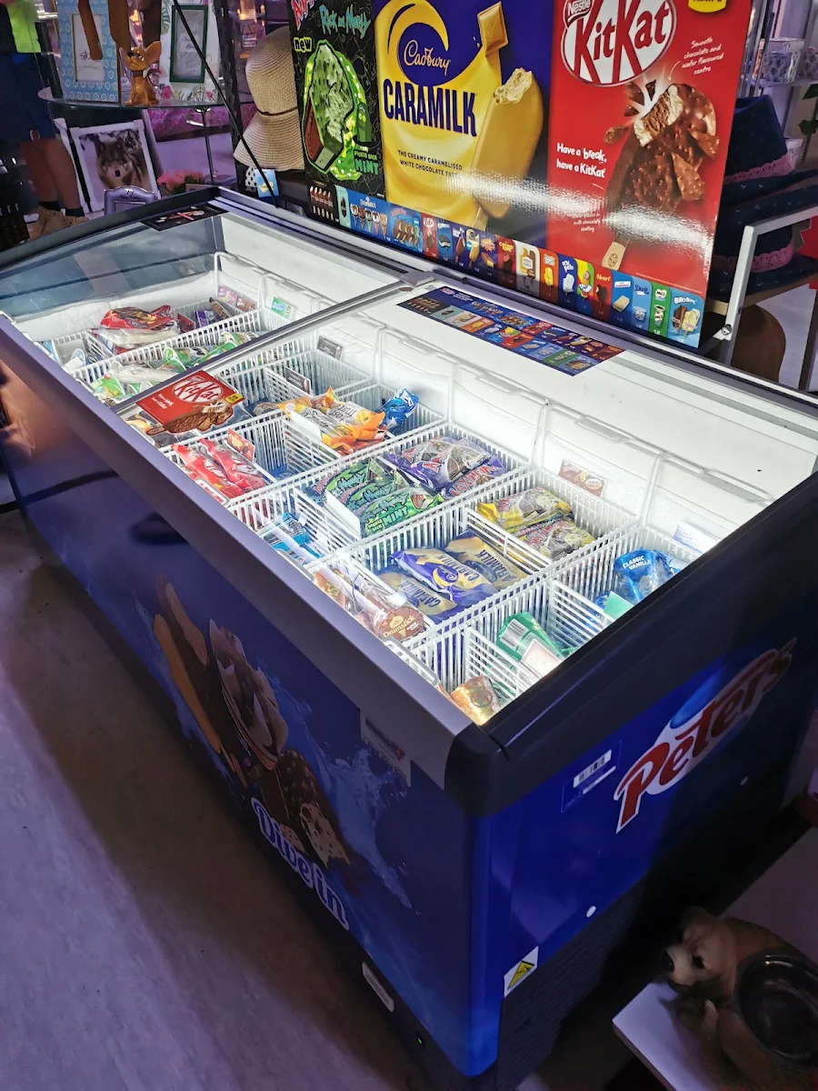 Vibe, Bushland Beach Convenience and Takeaway