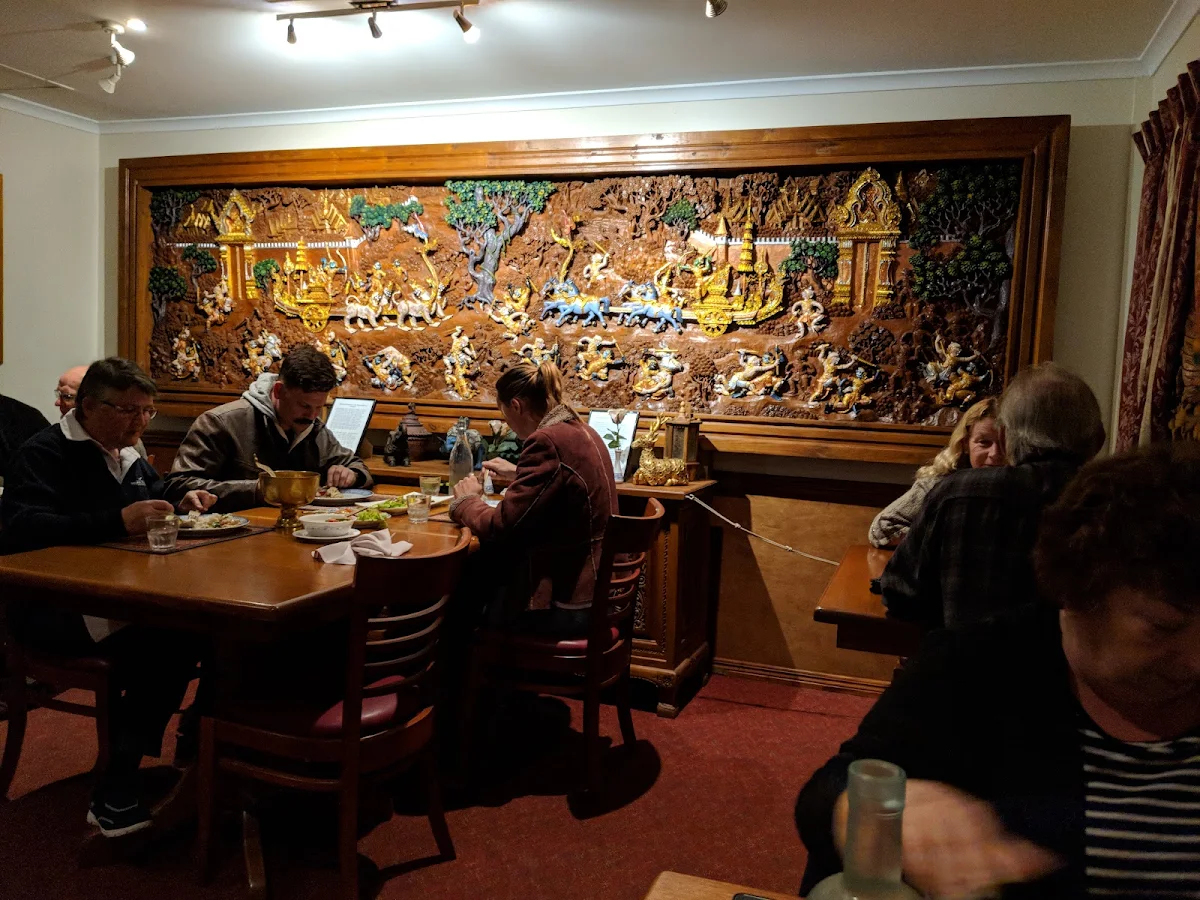 Vibe, Thai Diamond Restaurant