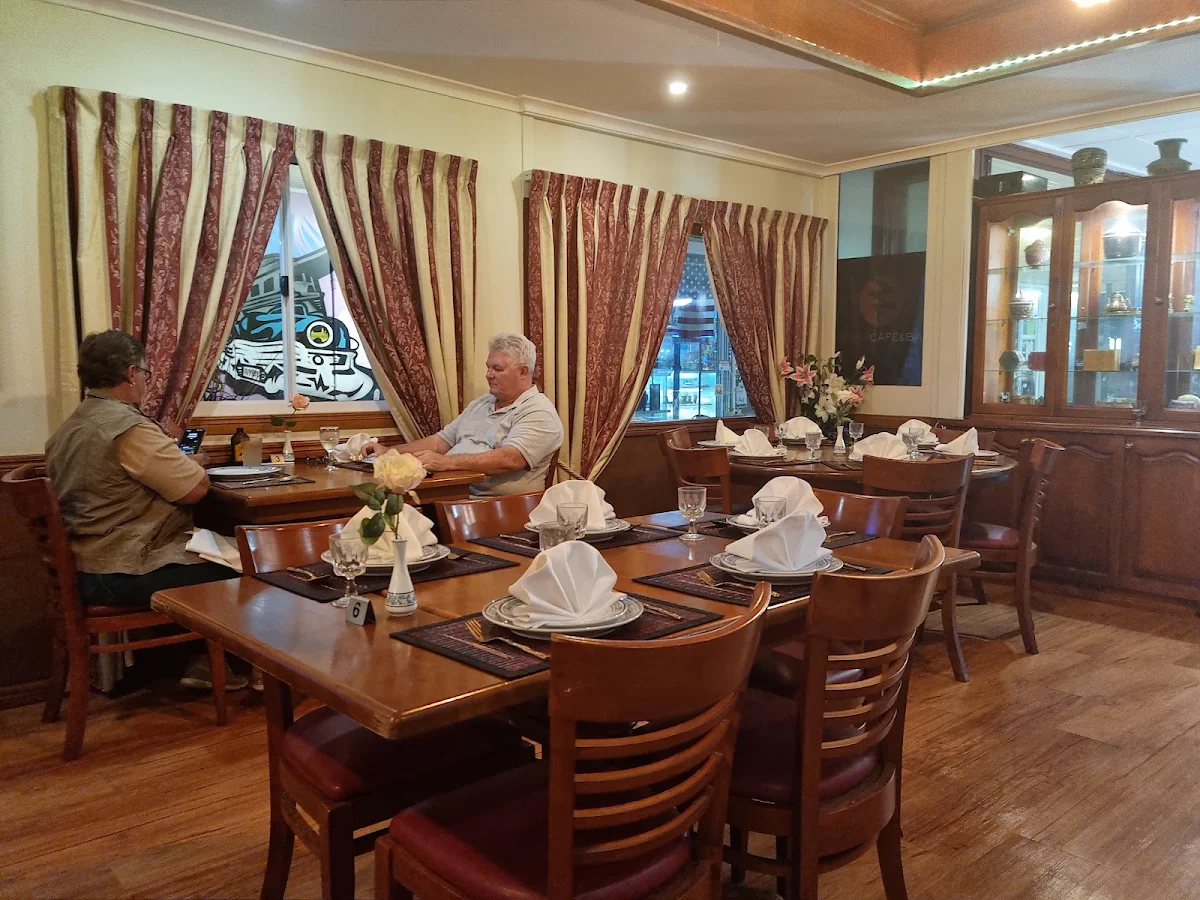 Vibe, Thai Diamond Restaurant