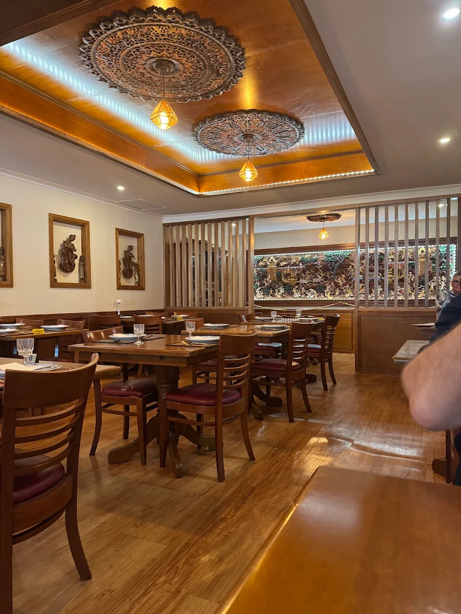 Vibe, Thai Diamond Restaurant