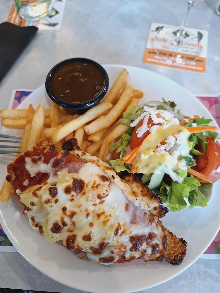 Food & drink, Club Glenvale