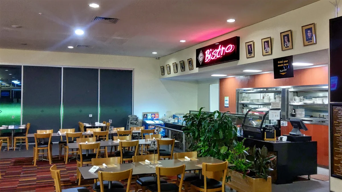 Vibe, Club Glenvale