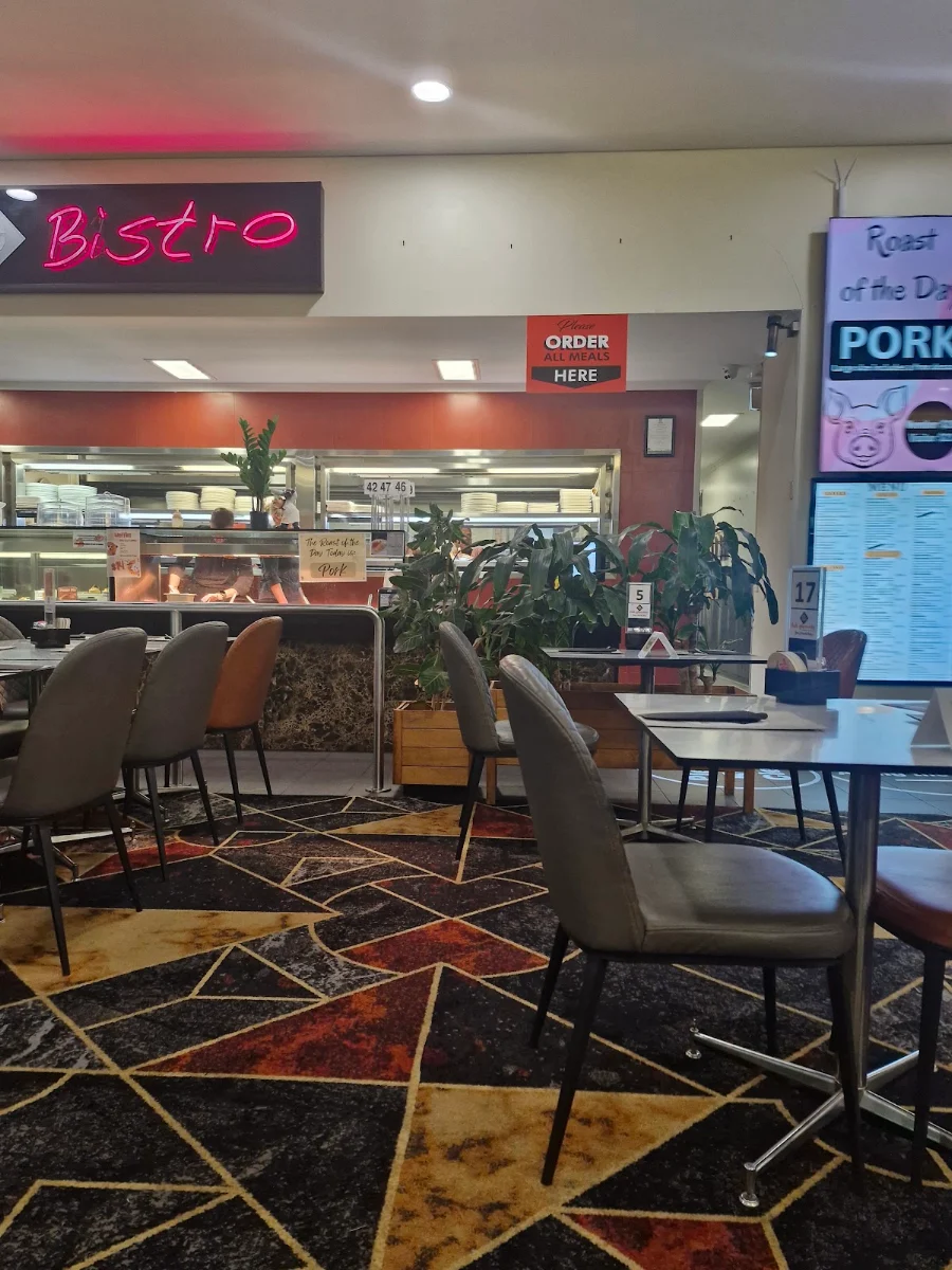 Vibe, Club Glenvale