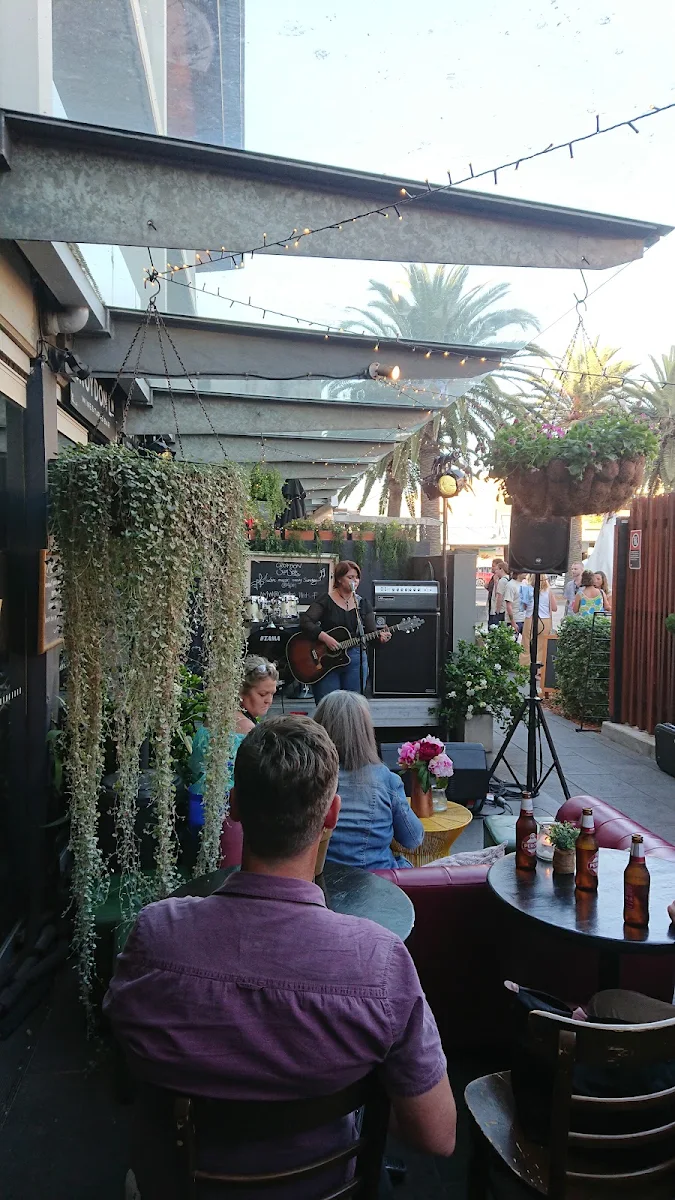 Vibe, Croydon Lane Wine & Tapas Bar