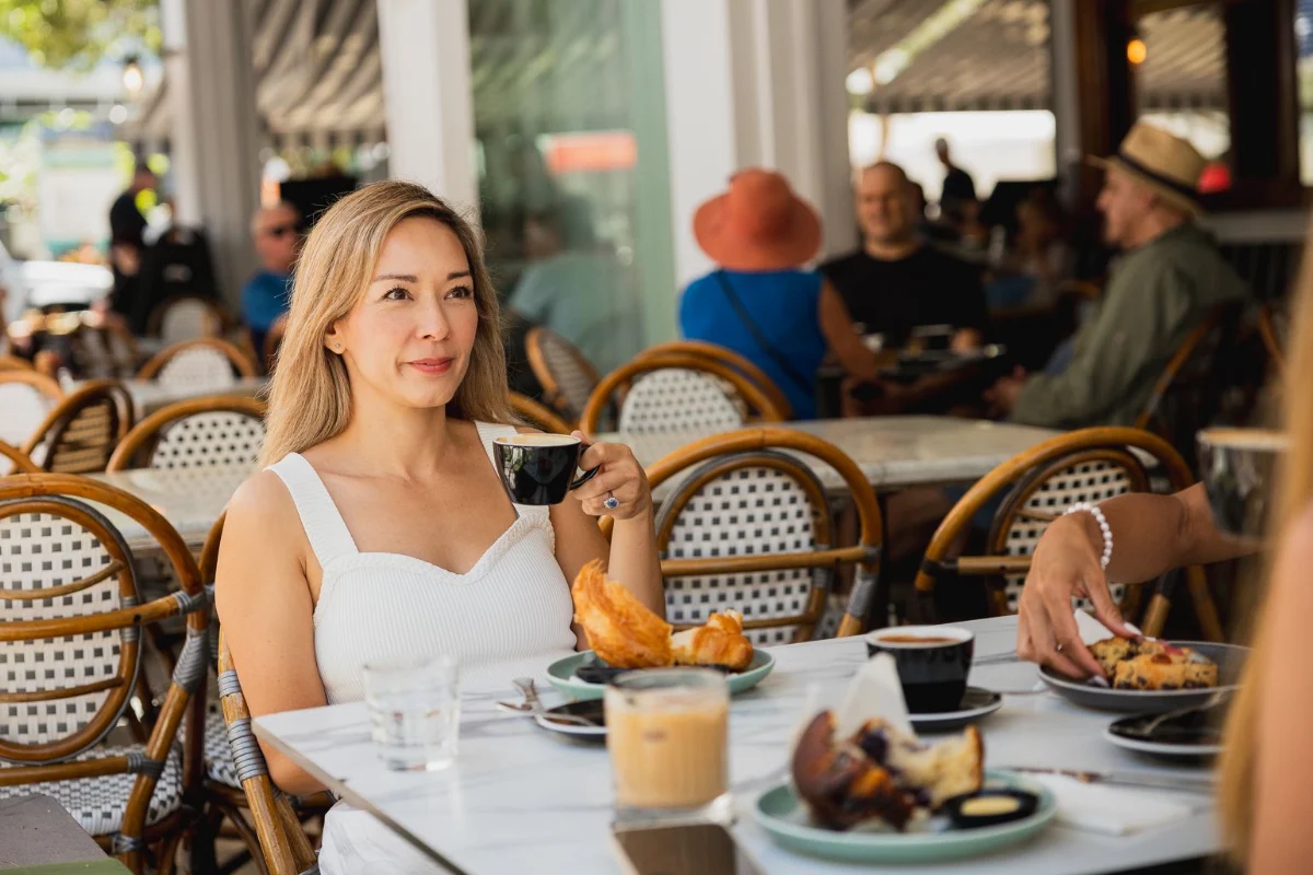 Vibe, Aromas Restaurant & Bar Noosa