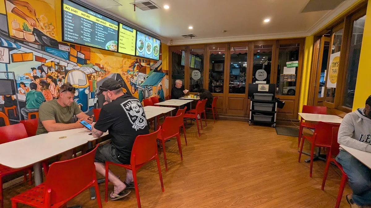 Vibe, Tim's Thai