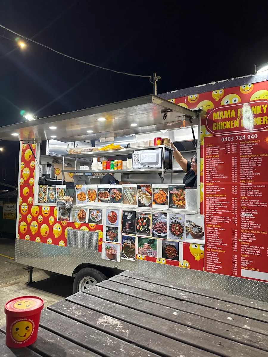 Menu, MAMA FRANKY AND CHICKEN CORNER