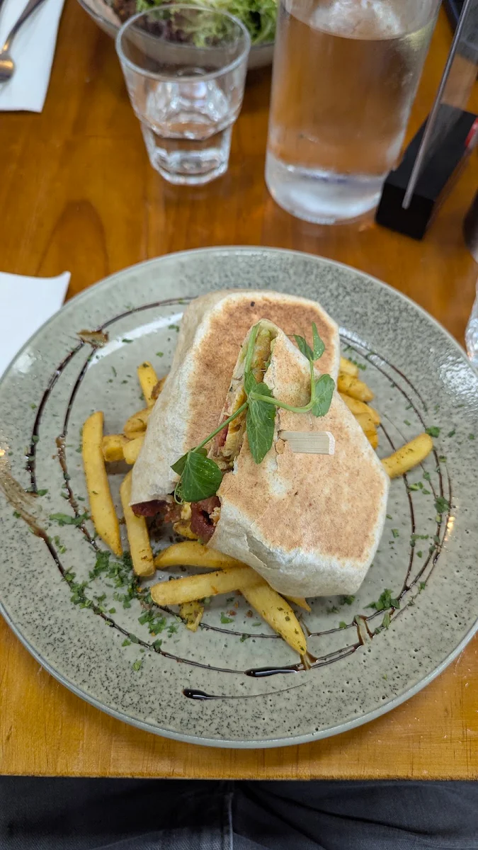 Food & drink, Modish